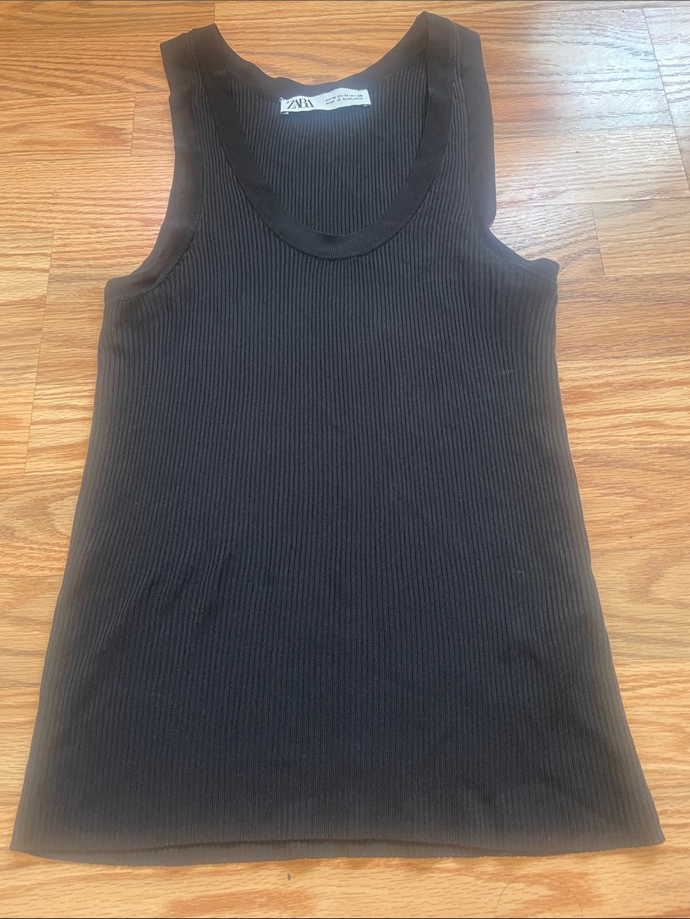 Zara Black Ribbed Scoop Tank